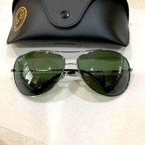 Ray ban